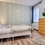 Finnem Sokolovska Апартаменты *